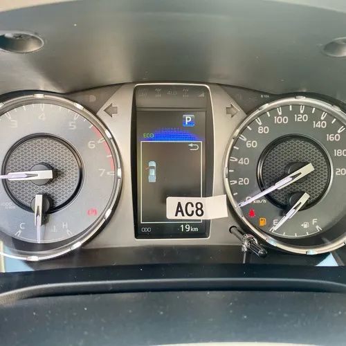 Toyota Hilux SRX 2025 Blanco Caracas