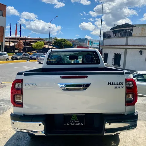 Toyota Hilux SRX 2025 Blanco Caracas