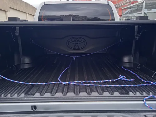 Toyota Hilux SRX 2024 Gris Caracas