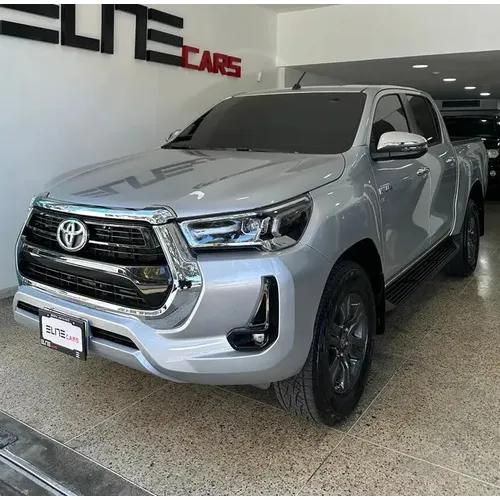 Toyota Hilux SR.X 2026 Plateado Caracas