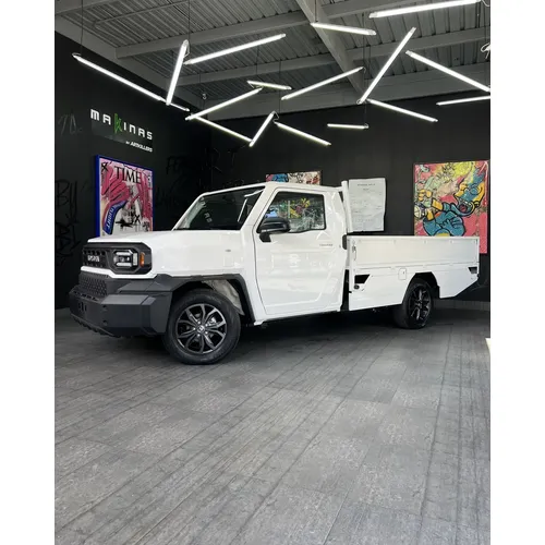Toyota Hilux 2025 Blanco Caracas