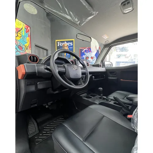 Toyota Hilux Tamaraw 2025 Blanco Caracas