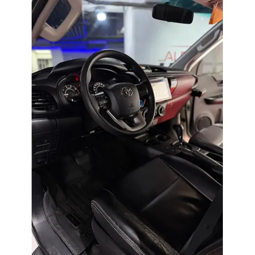 Toyota Hillux 2020 Blanco Caracas