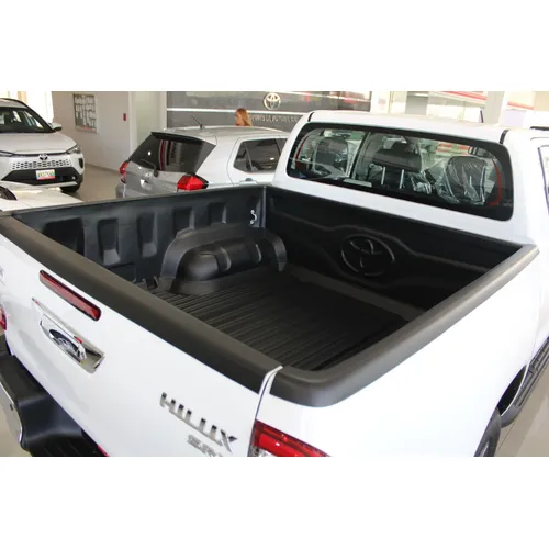 Toyota Hilux 2026 Blanco La Victoria
