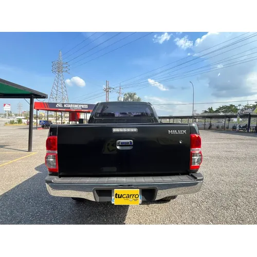 Toyota Hilux 2012 Negro Valencia