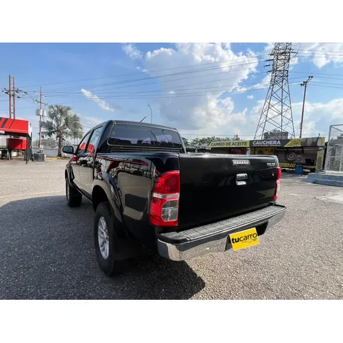 Toyota Hilux 2012 Negro Valencia