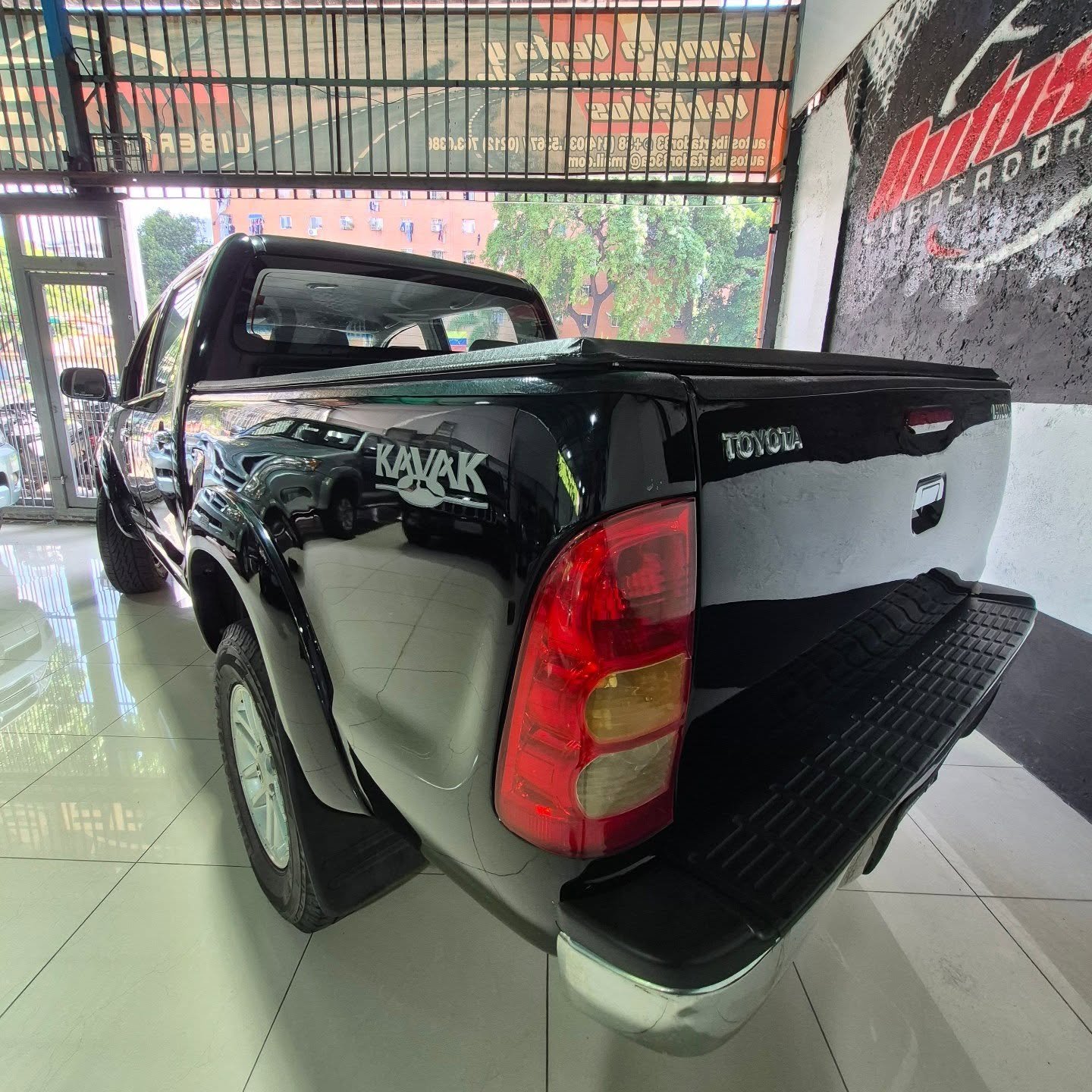 Toyota Kavak 2011 4x4 Negro