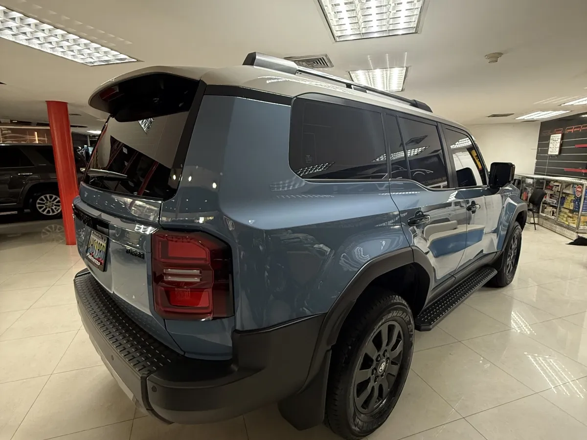 Toyota Land Cruiser Prado 2024 Azul Caracas