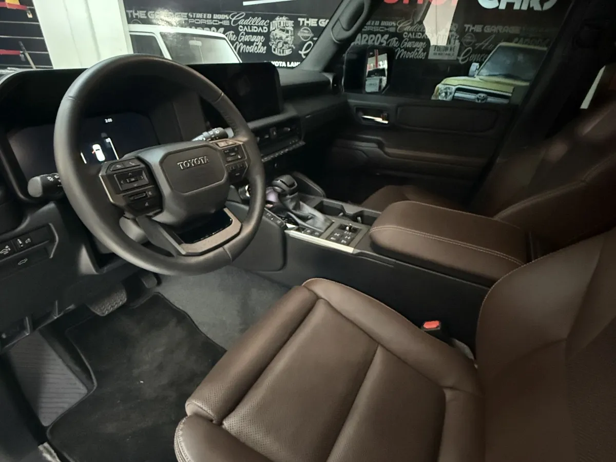 Toyota Land Cruiser Prado 2024 Azul Caracas