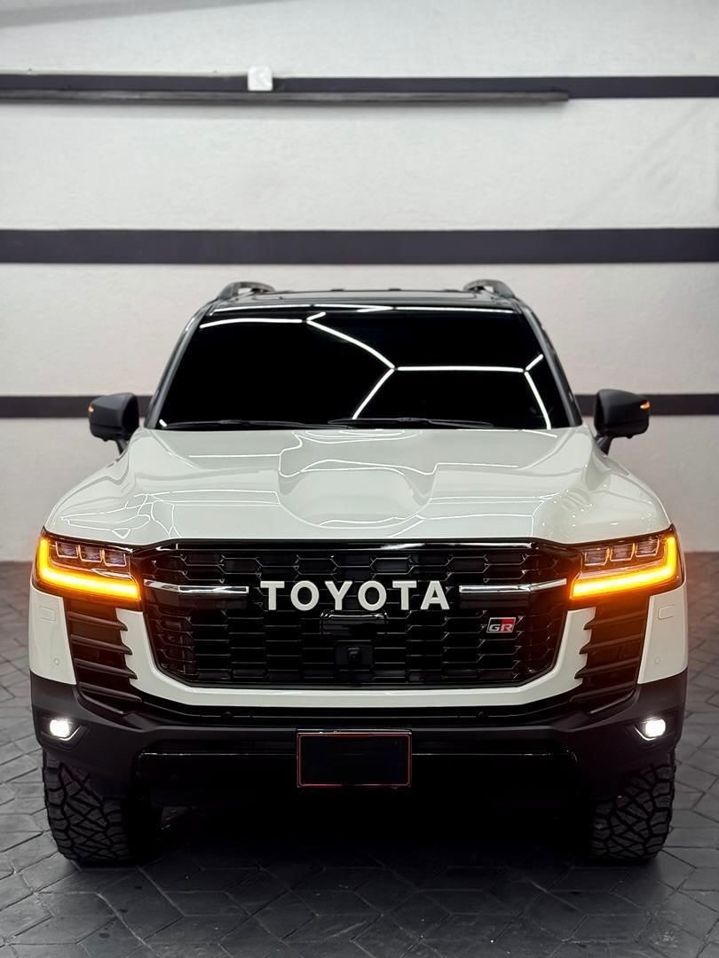 Toyota Land Cruiser 300 GR Sport 2024 Blanco Mérida