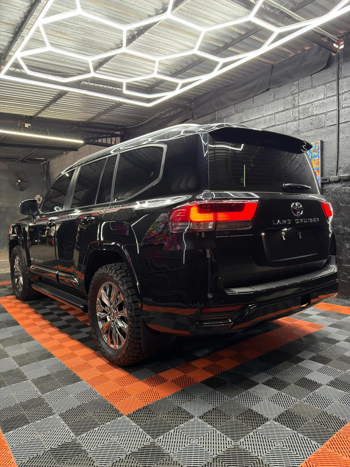 Toyota Land Cruiser 300 GX.R 2025 Negro Valencia