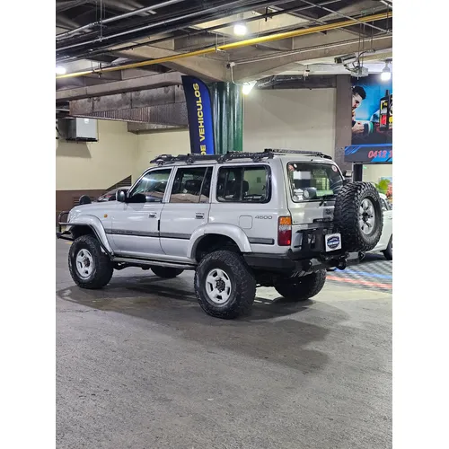 Toyota Lamd Cruiser Vx (autana) 2001