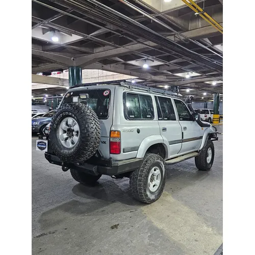 Toyota Lamd Cruiser Vx (autana) 2001
