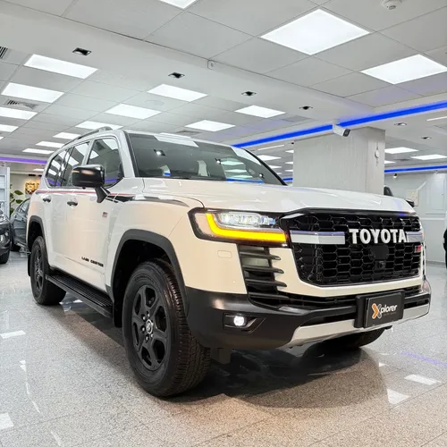 Toyota Land Cruiser 300 GR 2025 Blanco Caracas