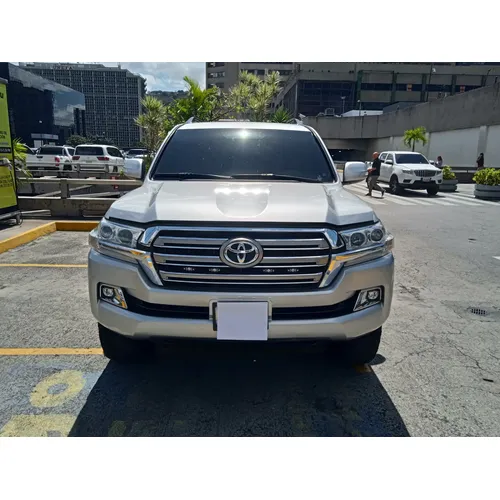 Toyota Land Cruiser 2021 Plateado Caracas