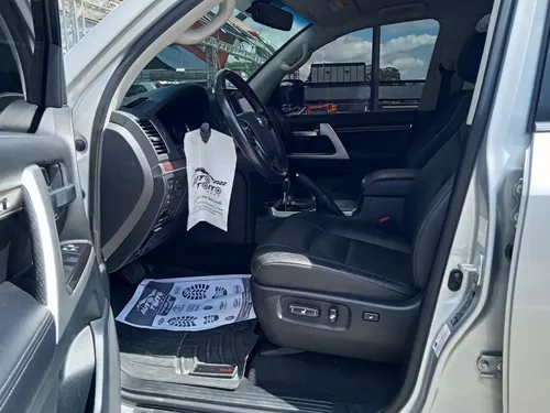 Toyota Land Cruiser 2021 Plateado Caracas