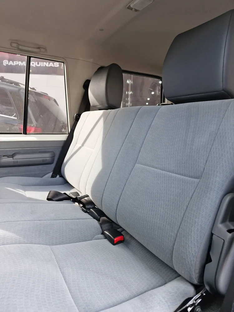 Toyota Land Cruiser 2023 Blanco Maracay