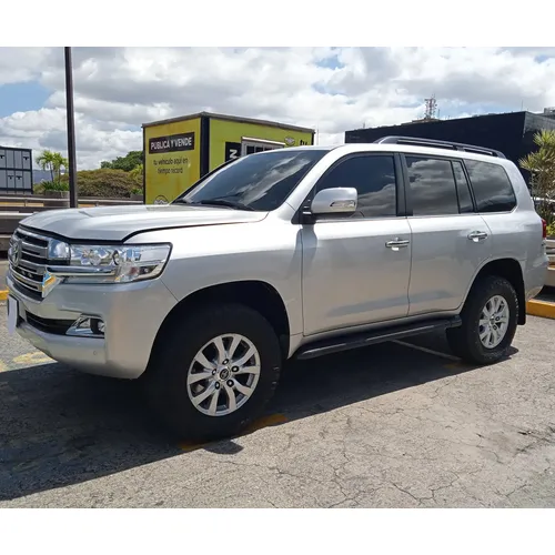 Toyota Land Cruiser 2021 Plateado Caracas