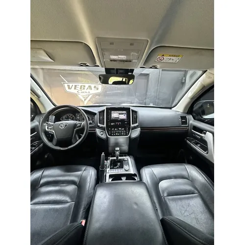 Toyota Land Cruiser 200 2021 Blanco Caracas