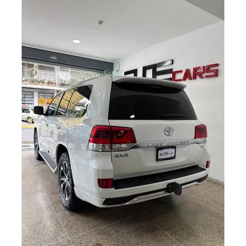 Toyota Land Cruiser 200 2021 Blanco Caracas