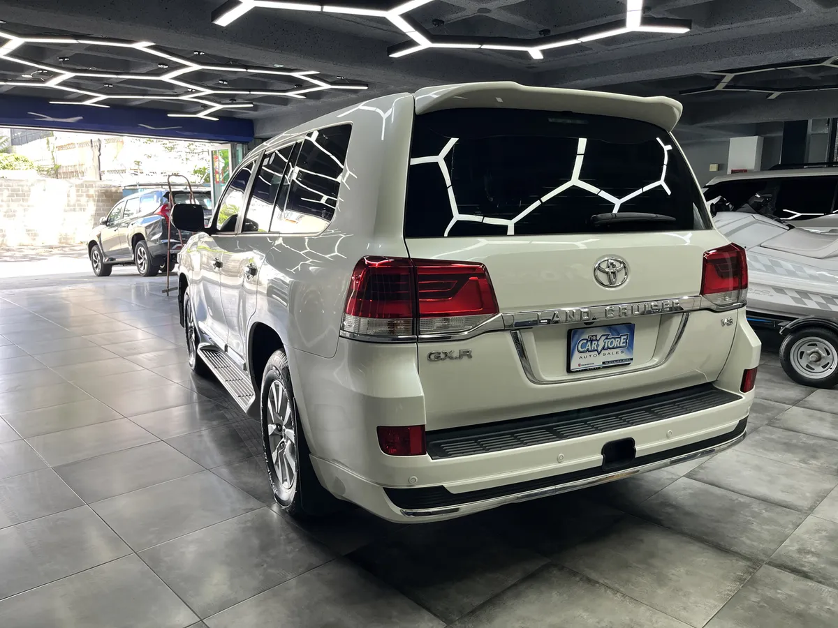 Toyota Land Cruiser 200 2021 Blanco Caracas