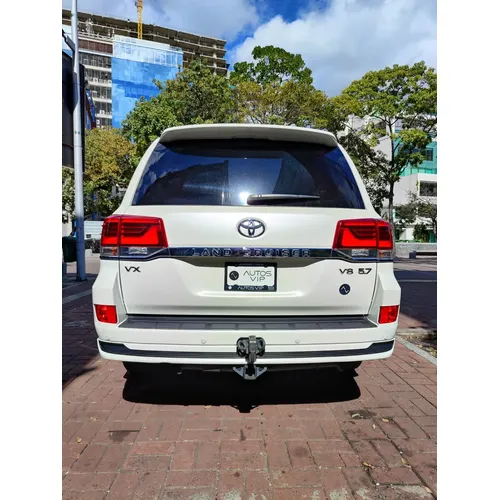 Toyota Land Cruiser 200 VX 2021 Blanco Caracas