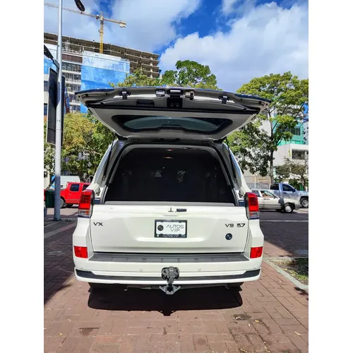 Toyota Land Cruiser 200 VX 2021 Blanco Caracas