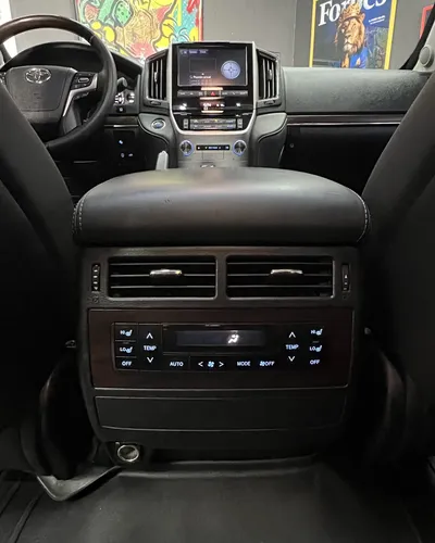 Toyota Land Cruiser 200 VX 2019 Negro Caracas