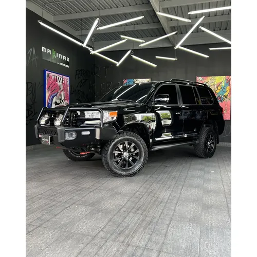 Toyota Land Cruiser 200 VX 2019 Negro Caracas