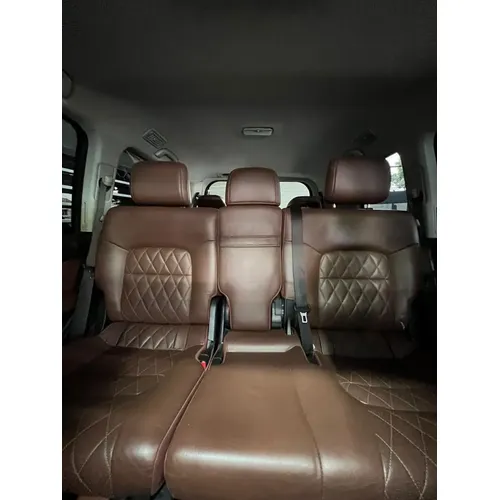 Toyota Land Cruiser 200 VX 2017 Negro Barquisimeto