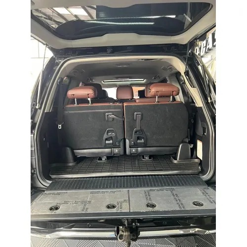 Toyota Land Cruiser 200 VX 2017 Negro Barquisimeto