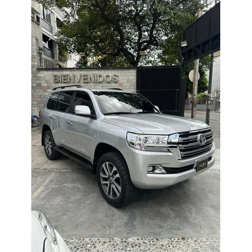 Toyota Land Cruiser 2019 Plateado Caracas