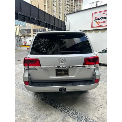 Toyota Land Cruiser 2019 Plateado Caracas