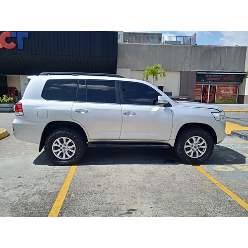 Toyota Land Cruiser 2021 Plateado Caracas