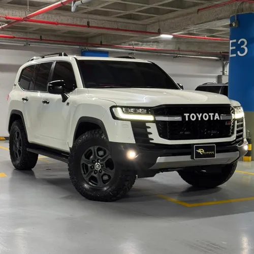 Toyota Land Cruiser 2022 Blanco Caracas