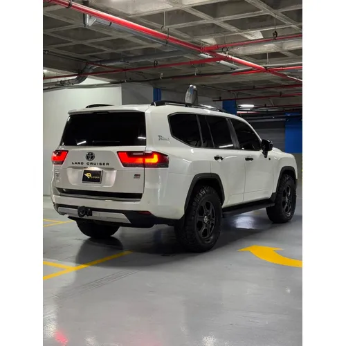 Toyota Land Cruiser 2022 Blanco Caracas