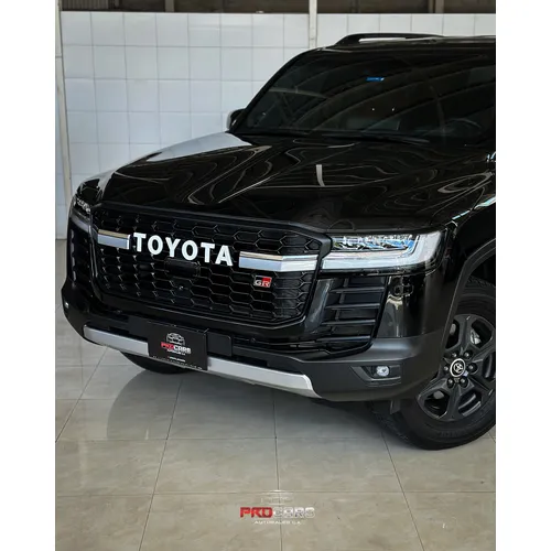 Toyota Land Cruiser 300 GR 2022 Negro Caracas