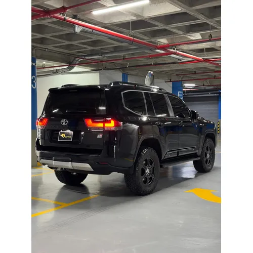 Toyota Land Cruiser 2024 Negro Caracas