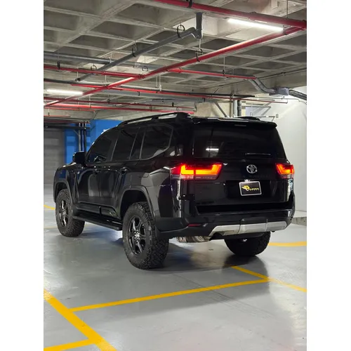 Toyota Land Cruiser 2024 Negro Caracas