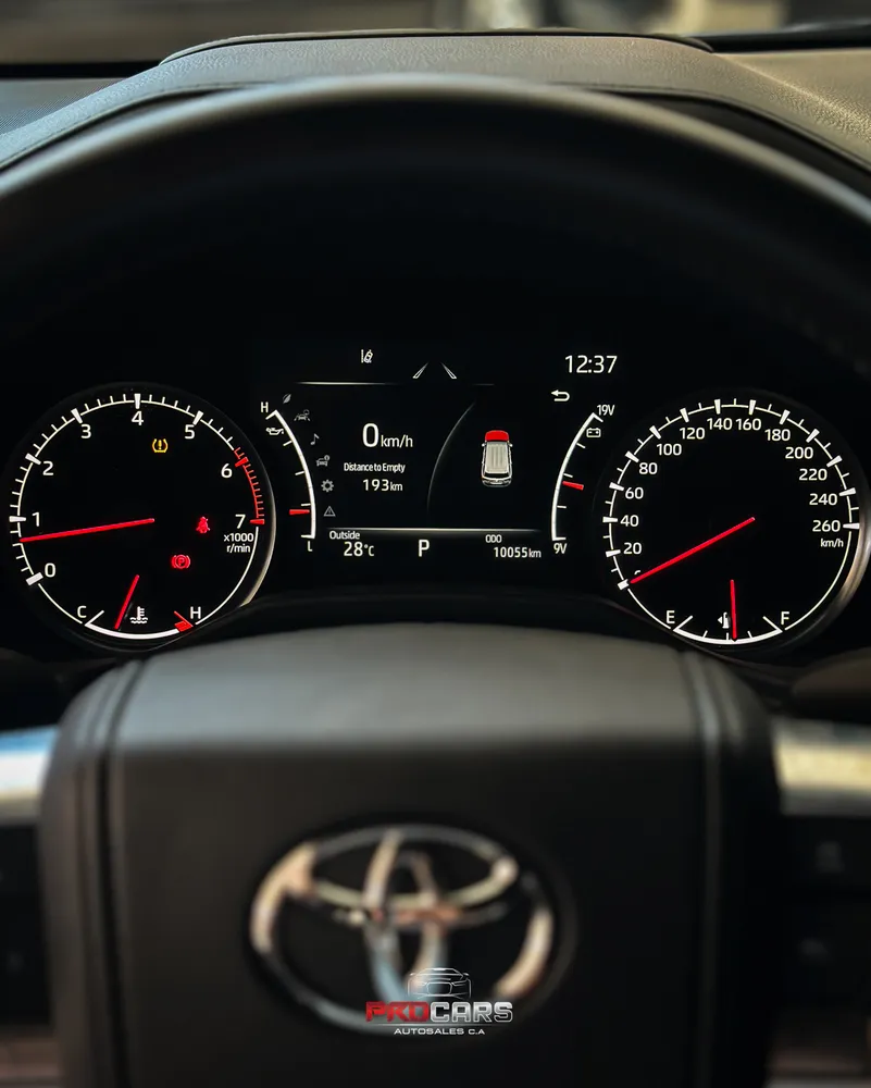 Toyota Land Cruiser 300 GR 2022 Negro Caracas