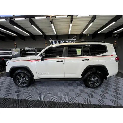 Toyota Land Cruiser 300 GR Sport 2025 Blanco Barquisimeto