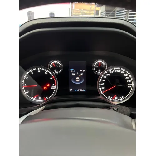 Toyota Land Cruiser 300 GR Sport 2025 Blanco Barquisimeto