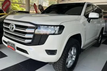 Toyota Land Cruiser 300 Gxr 2025