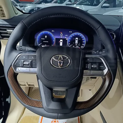 Toyota Land Cruiser 300 VX.R 2026 Negro Caracas