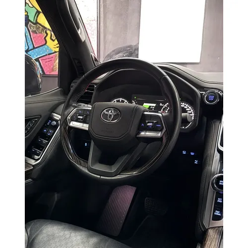 Toyota Land Cruiser 300 VX 2024 Gris Caracas
