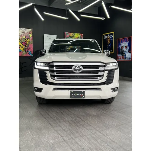 Toyota Land Cruiser 300 VX 2025 Blanco Caracas