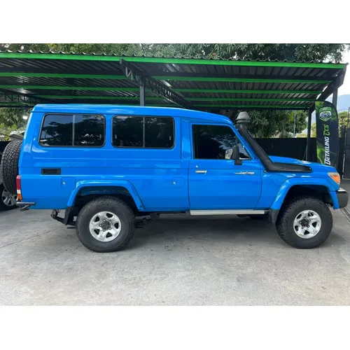 Toyota Land Cruiser 2014 Azul Caracas