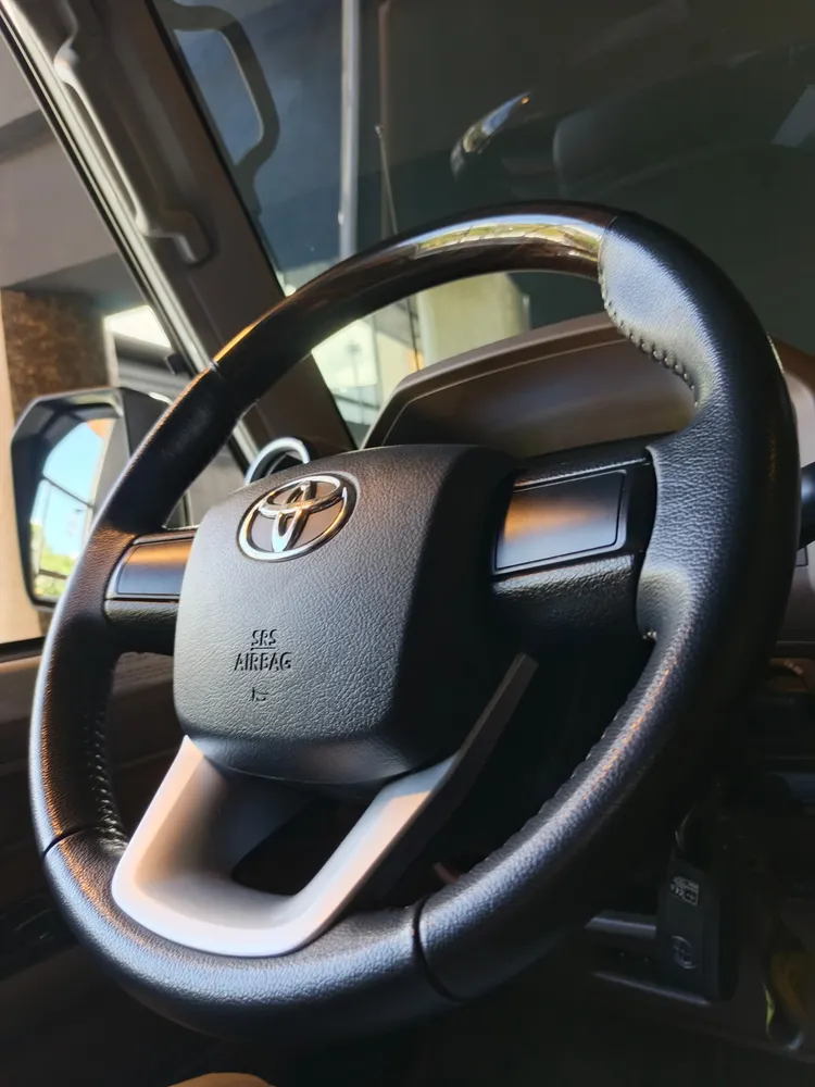 Toyota Land Cruiser 2023 Blanco Caracas