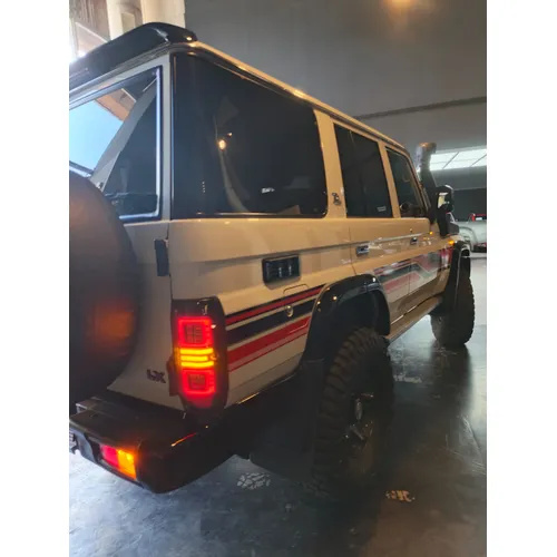 Toyota Land Cruiser 2023 Blanco Caracas