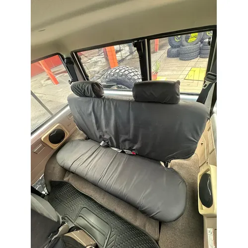 Toyota Land Cruiser 71 LX 2020 Plateado Lechería
